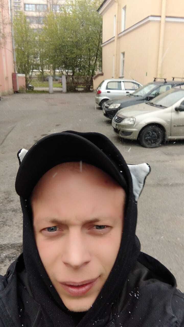  43047524  , 32 ,    -
