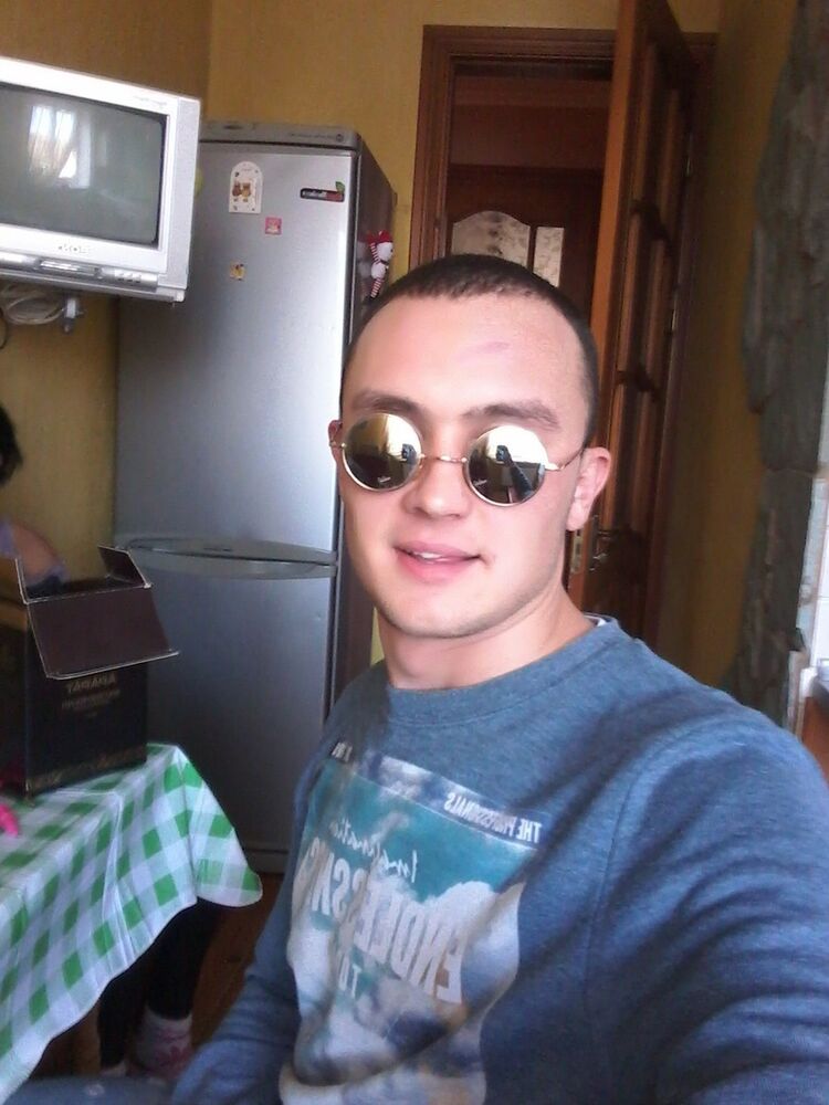  16357234  Rostik, 33 ,    