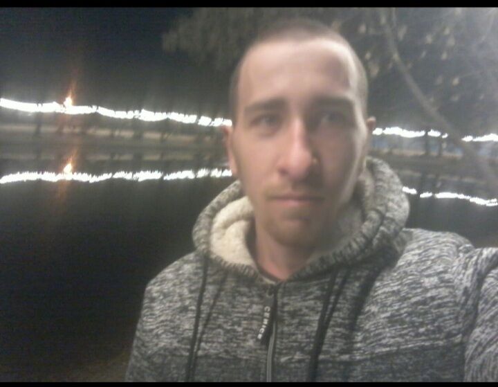  ,   Leonid, 27 ,   ,   