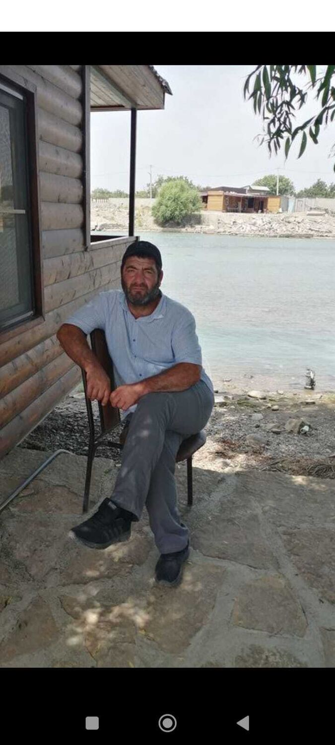  48074664  Mikail, 50 ,    