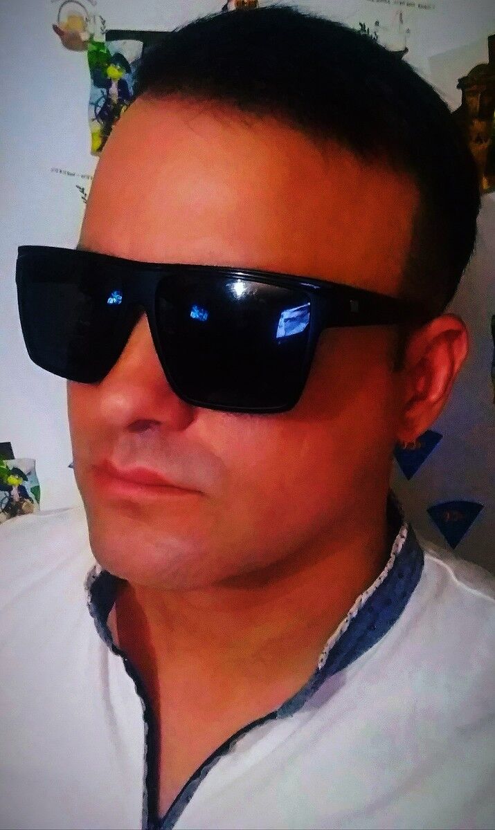  ,   Yarik, 44 ,   ,   , c 