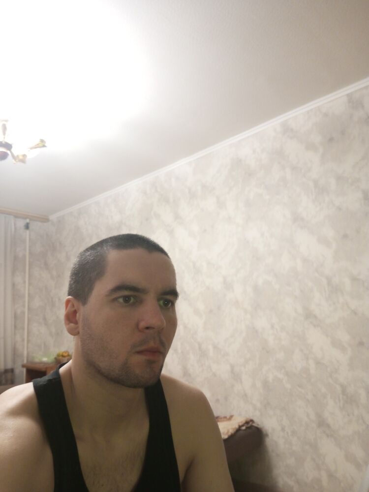  48591174  Vladislav, 31 ,    