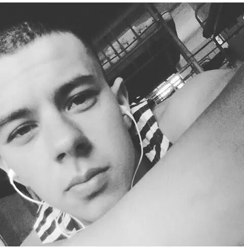  31923724  Alexey, 27 ,    