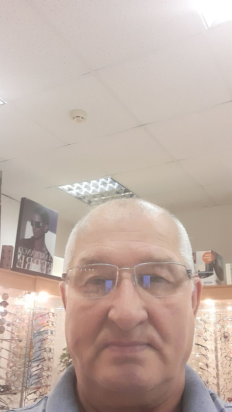  46309244  , 65 ,    