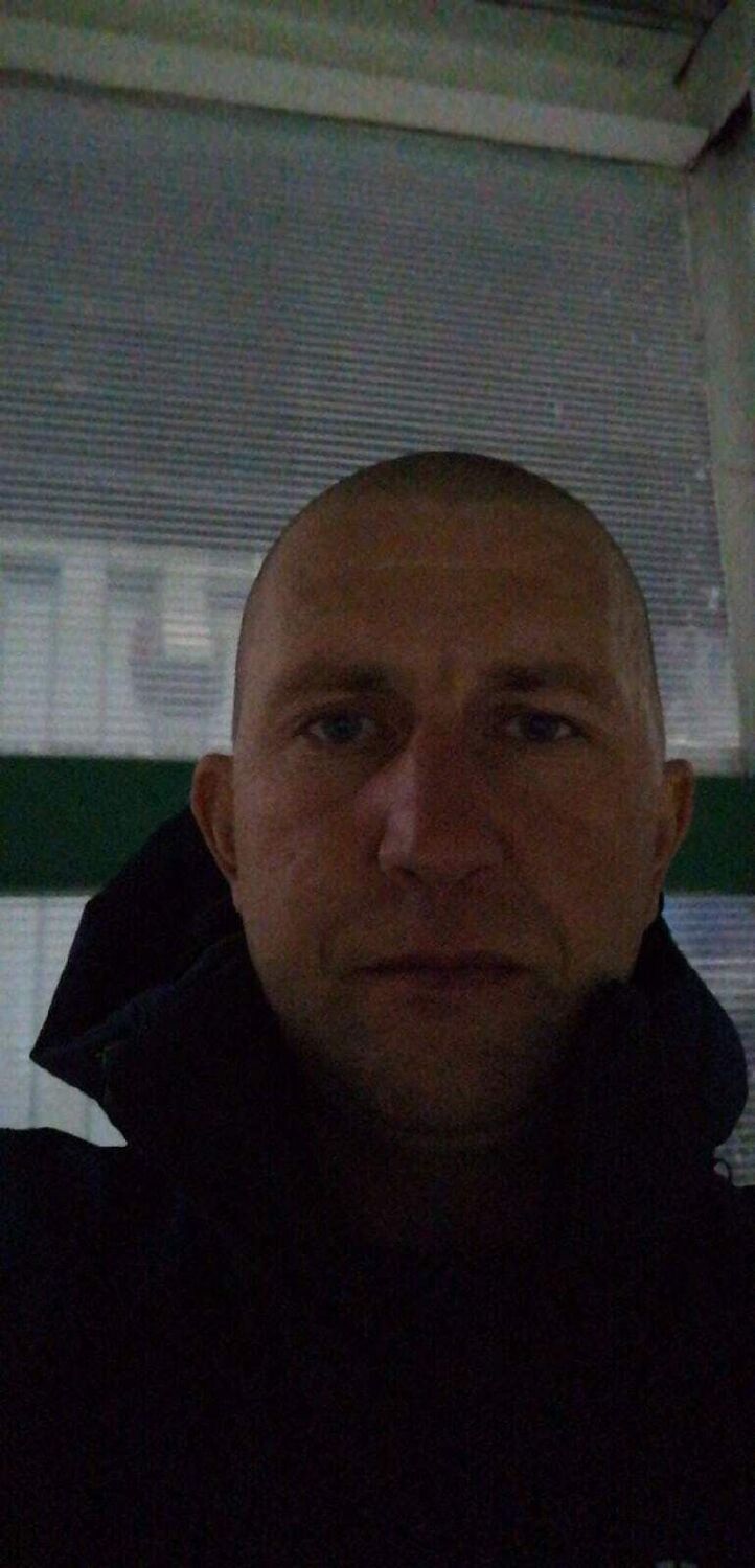  ,   Anton, 39 ,   ,   , c 