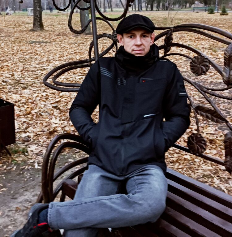  41106784  , 40 ,    
