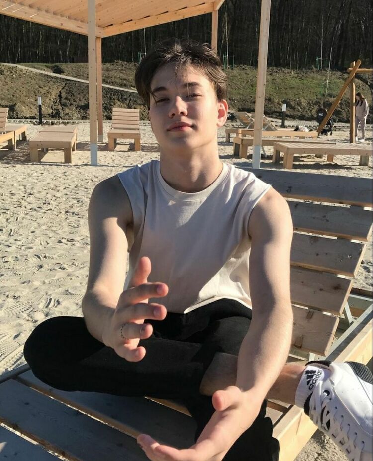 ���������� ������������, ���� ����� Ը���, 25 ���, ������������ ��� ������, ����� � ���������