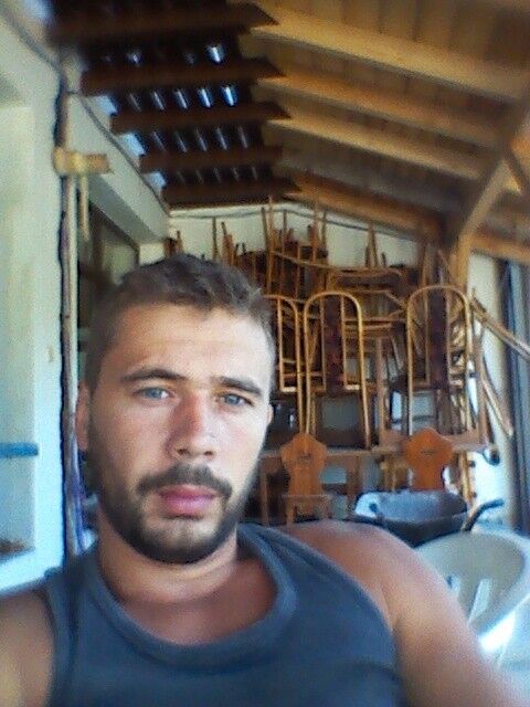  11125404  Viktor, 36 ,    