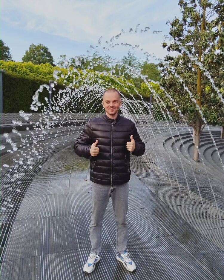  43086374  , 38 ,    -