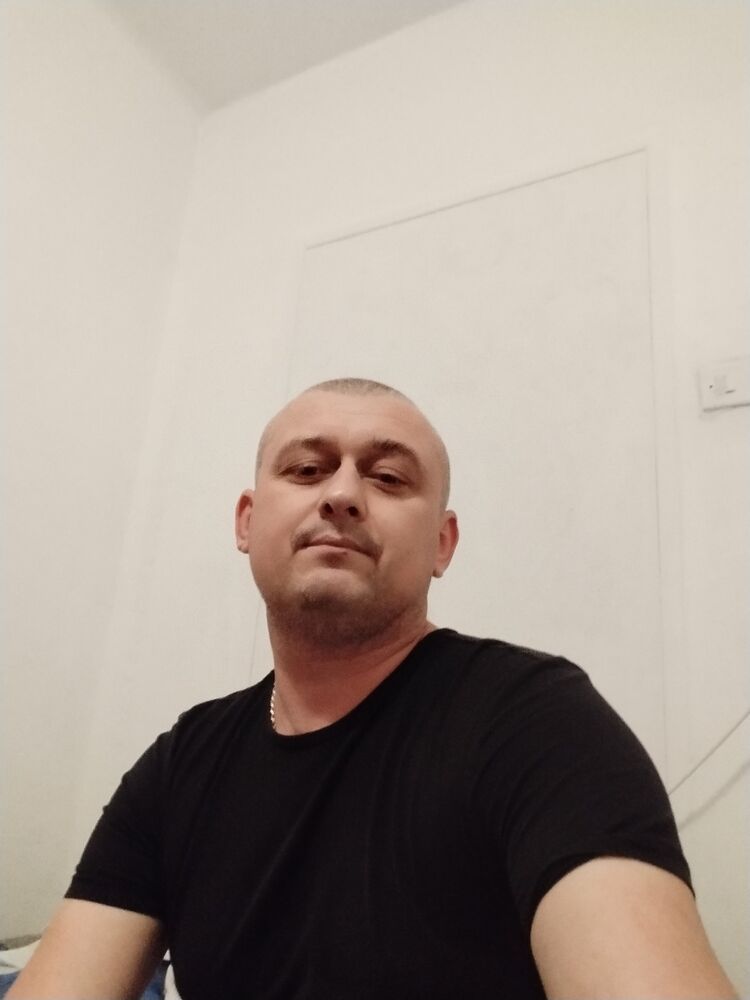  40490664  VASYL, 42 ,    Warszawa