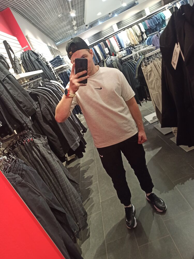  44785334  , 26 ,    