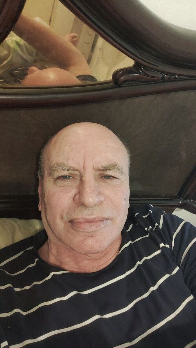  21721354  Yurii, 66 ,    Ashqelon