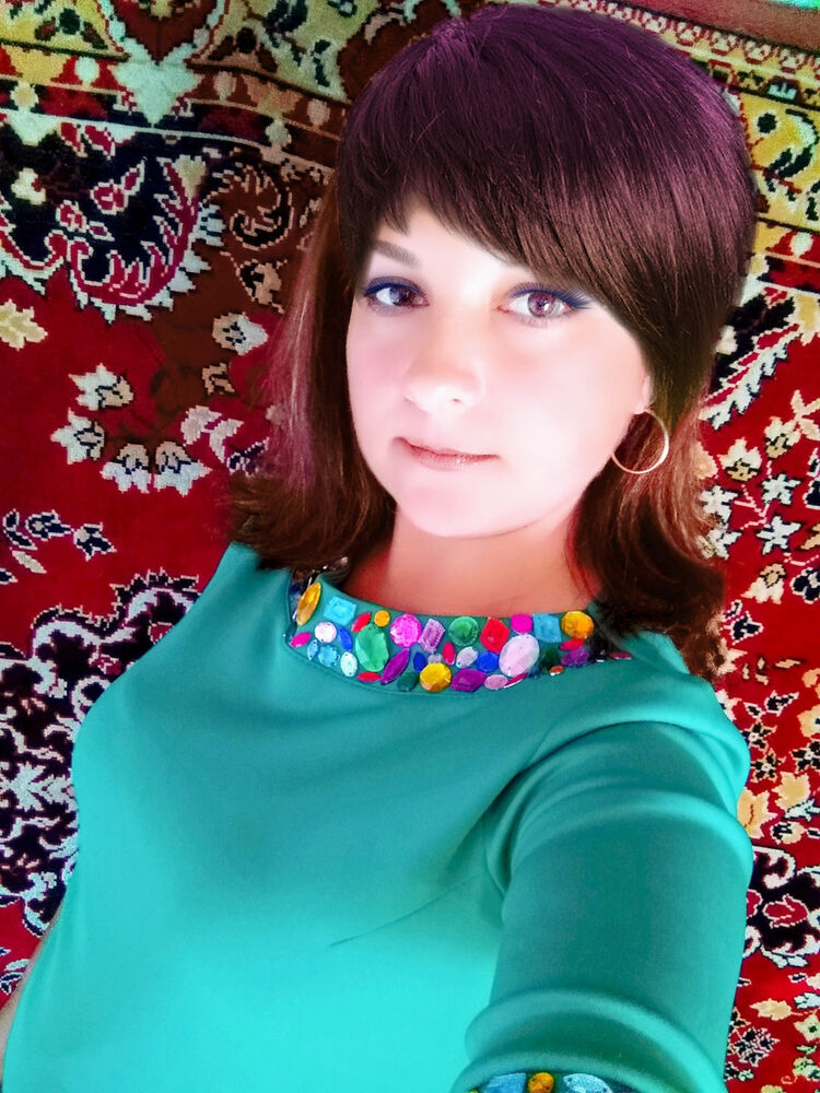  ,   Viktoria, 39 ,   ,   , c 