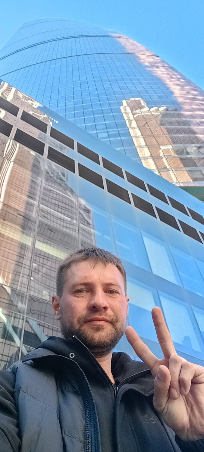  53739834  Denis, 41 ,    