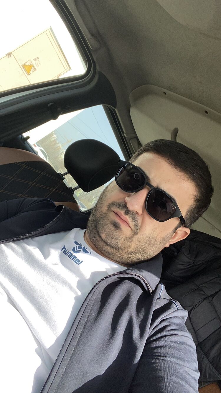  28056804  , 40 ,    
