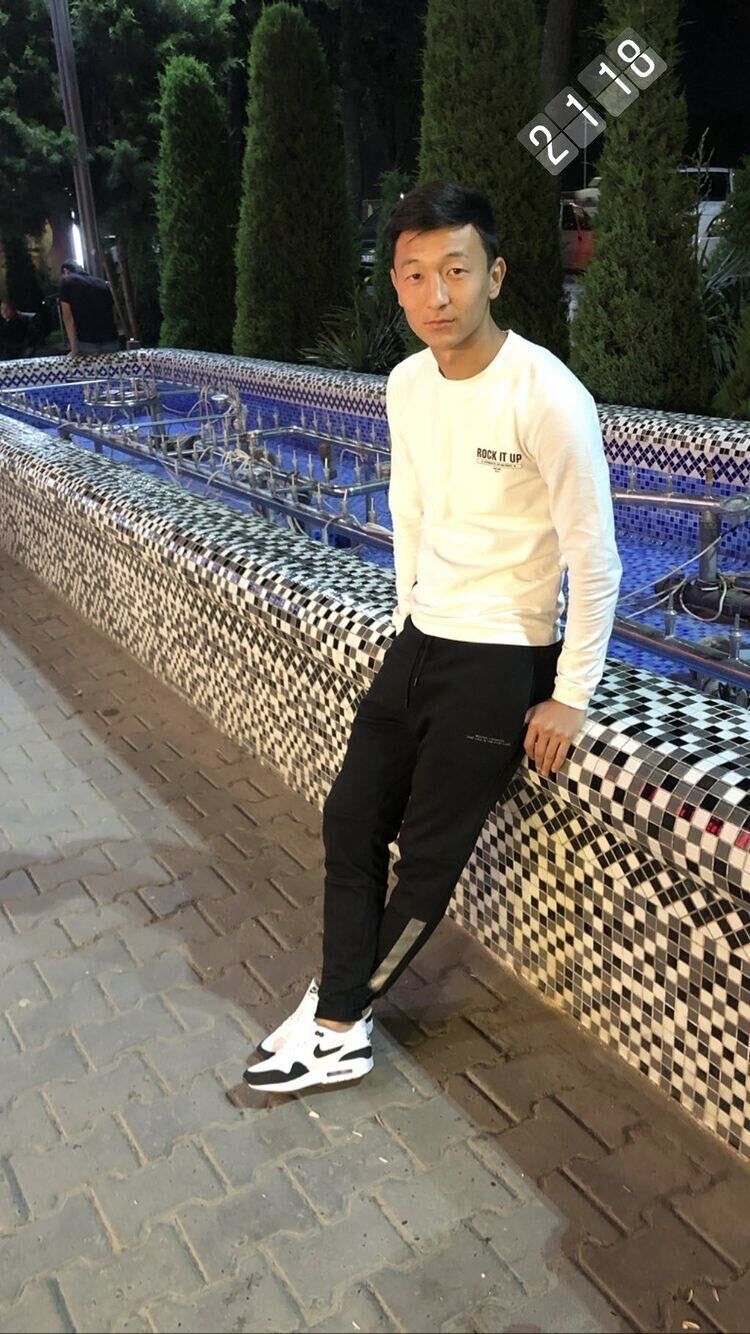  28040324  Ddonik, 27 ,    