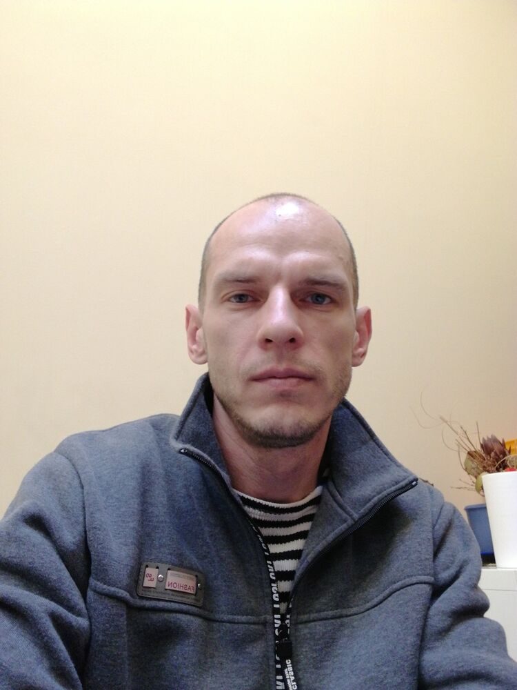  11099284  Aleksandr, 41 ,    Tychy