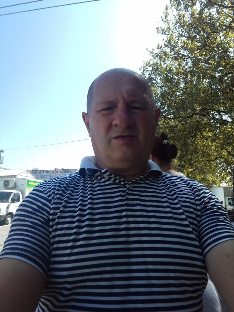  18340954  Goran, 56 ,    