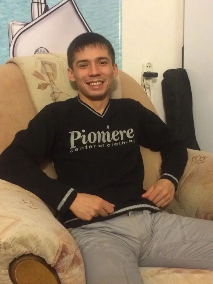  28082374  , 39 ,    