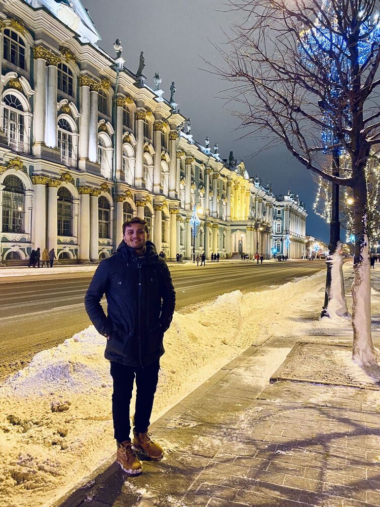  44237464  Ali Ilhan, 29 ,    Alanya
