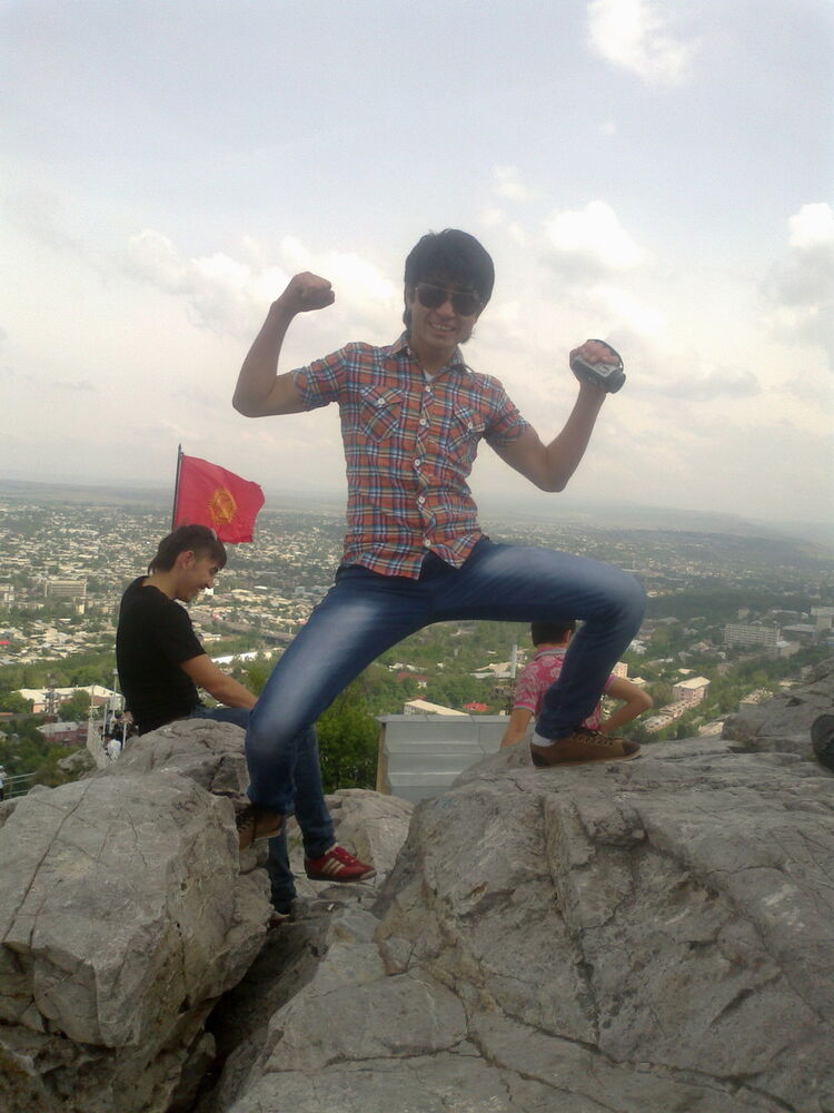  4255994  Nursultan, 33 ,    