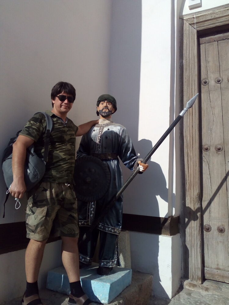  ,   Alisher, 42 ,   ,   
