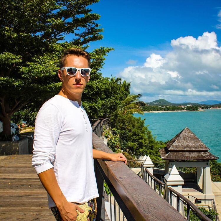 ���� 41653224 ������� Andrey, 43 ����, ���� ���������� � Chai Nat