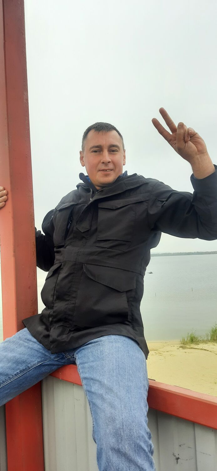  30294424  Denis, 41 ,    