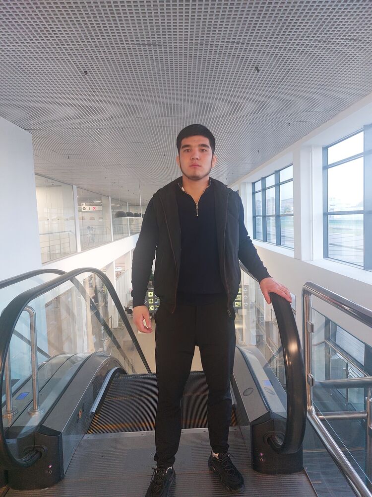  ,   Azamhon, 21 ,     , c 