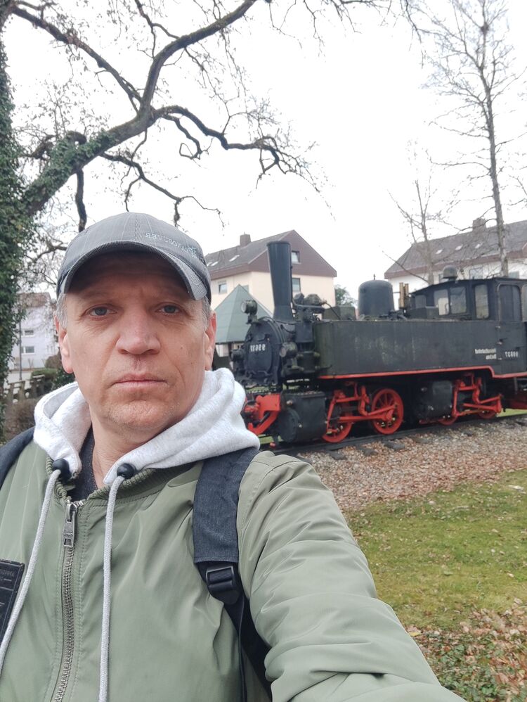  44002674  , 39 ,    
