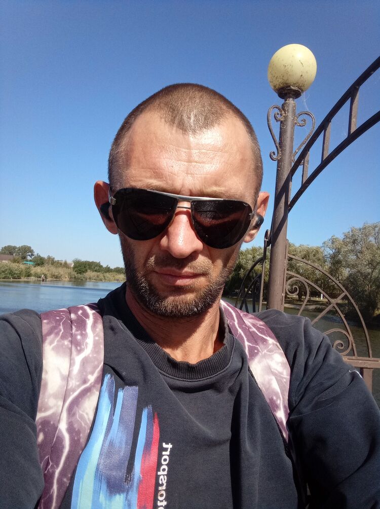  38434744  , 42 ,    -