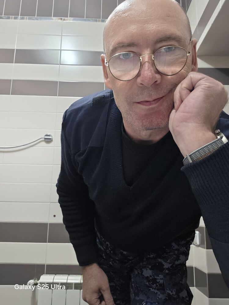  49933124  , 56 ,    