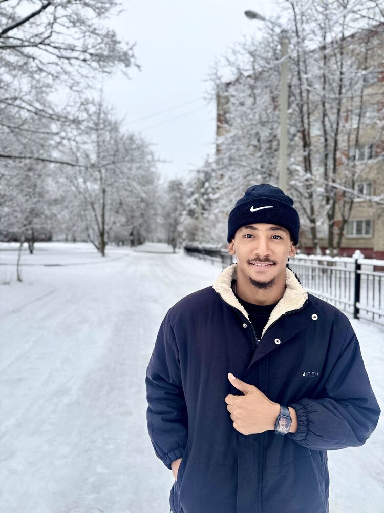  Charenton-le-Pont,   James, 23 ,   ,   