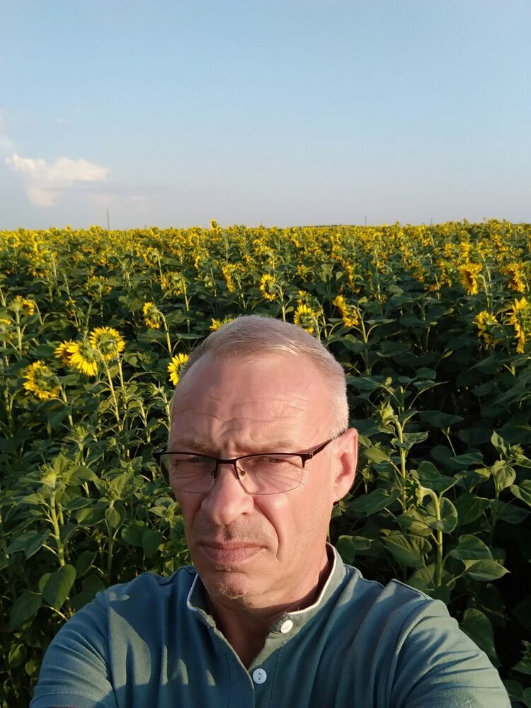 28417894  , 51 ,    