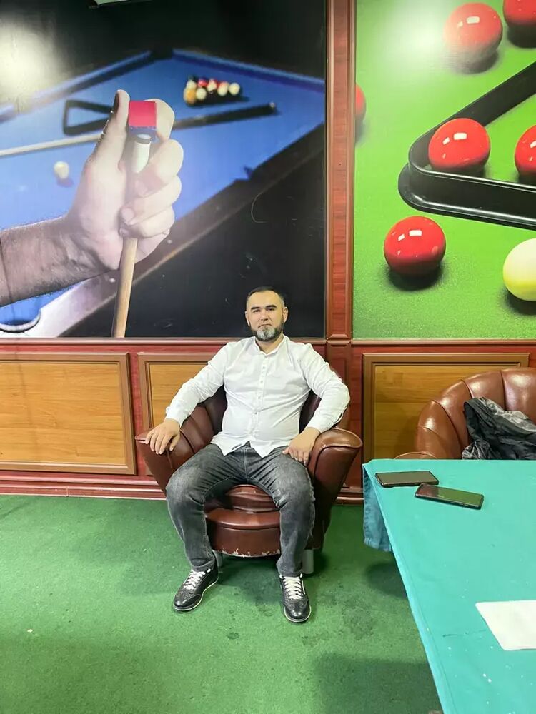  34961874  Ilyas, 40 ,    