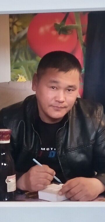  ,   Qonis, 40 ,   ,   