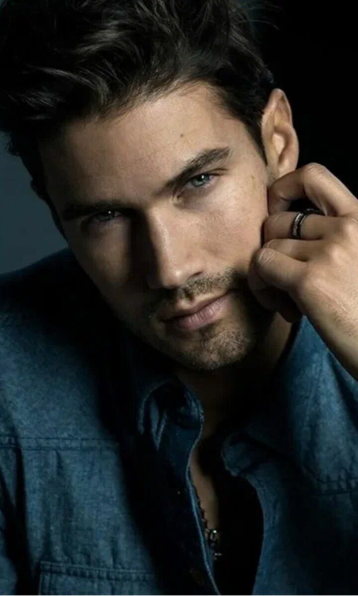  33571484  Zikrulloh, 21 ,    