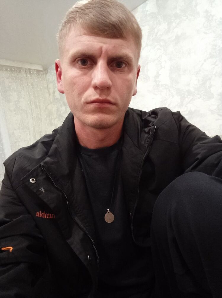  43053094  , 27 ,    