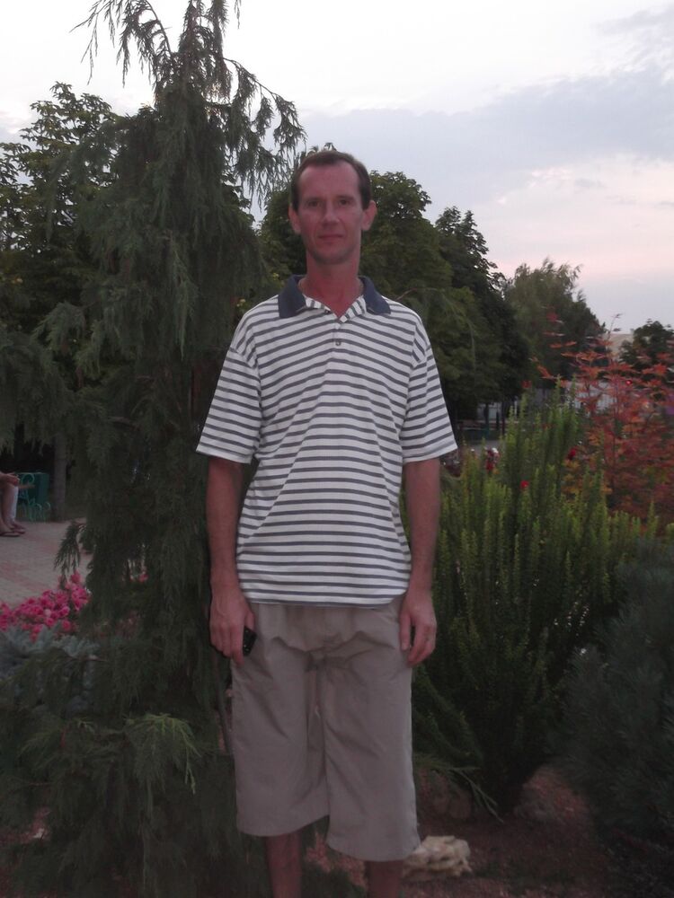  9377854  Vitaliy, 50 ,    