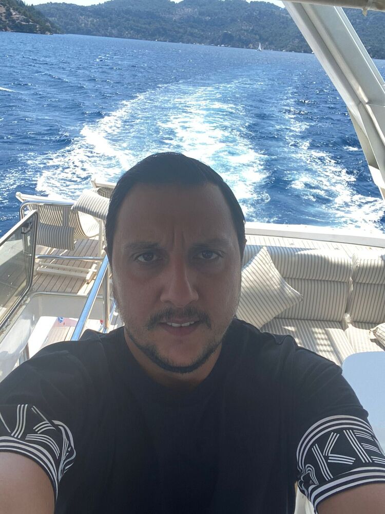  ,   Hakan, 35 ,   ,   , c , 
