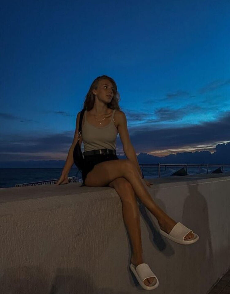  54675274  , 28 ,    -