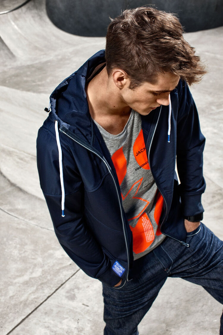 ���� 23989984 ������� ����, 41 ���, ���� ���������� � �������-��-����