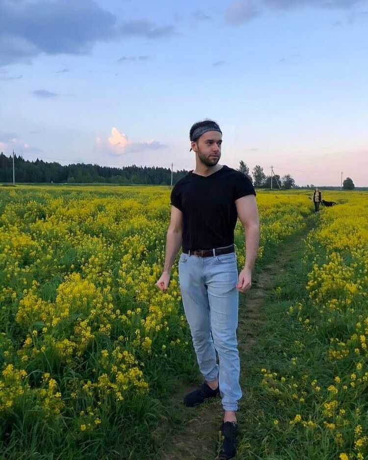 ���� 49737784 ������� �������, 37 ���, ���� ���������� � ������