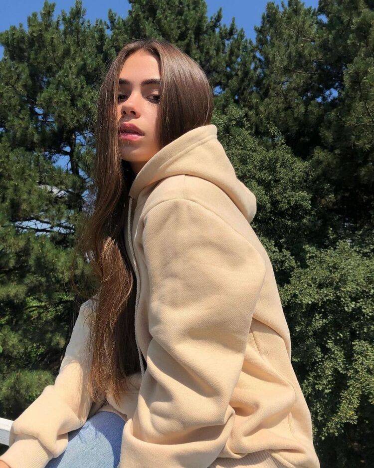  -,   , 22 ,   ,   