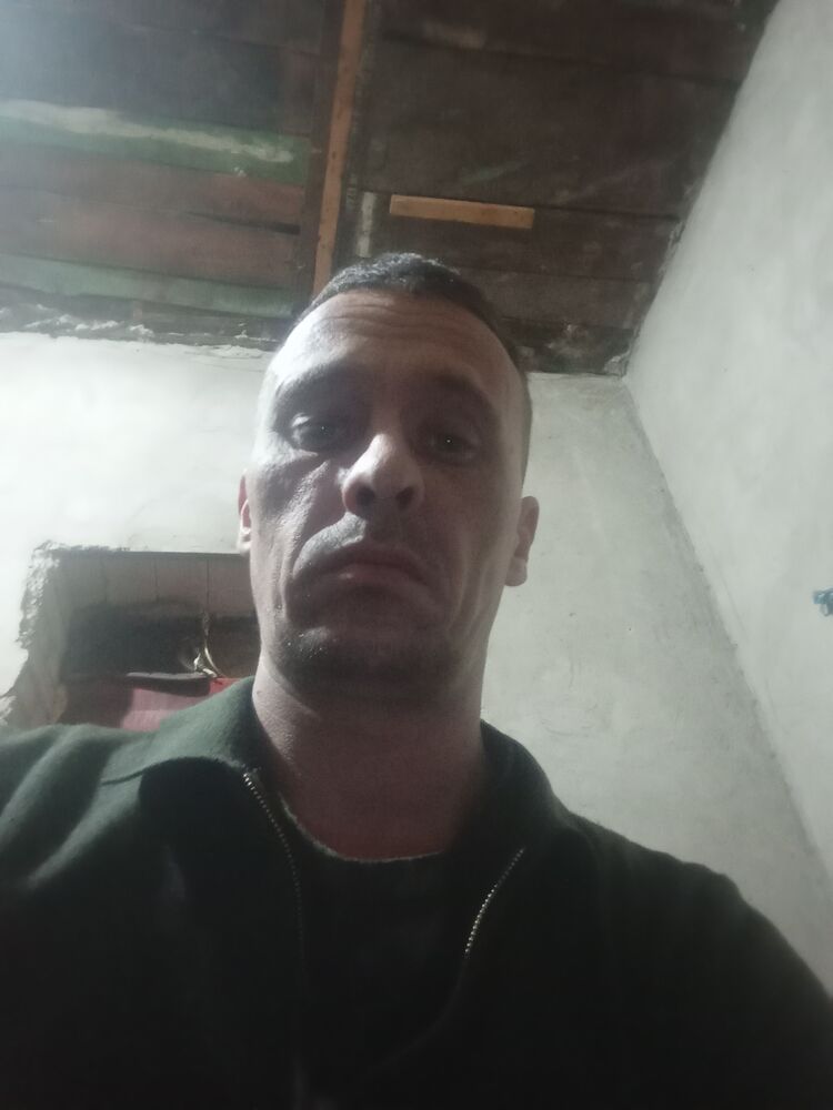  48519694  , 40 ,    