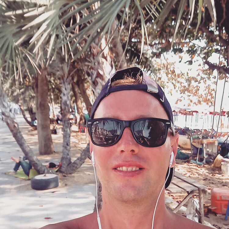  39628574  , 31 ,    -