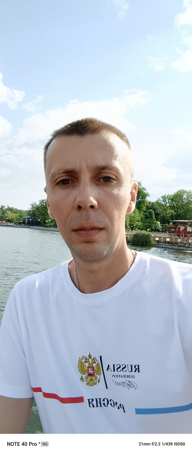  ,   Ruslan, 37 ,   ,   , c 