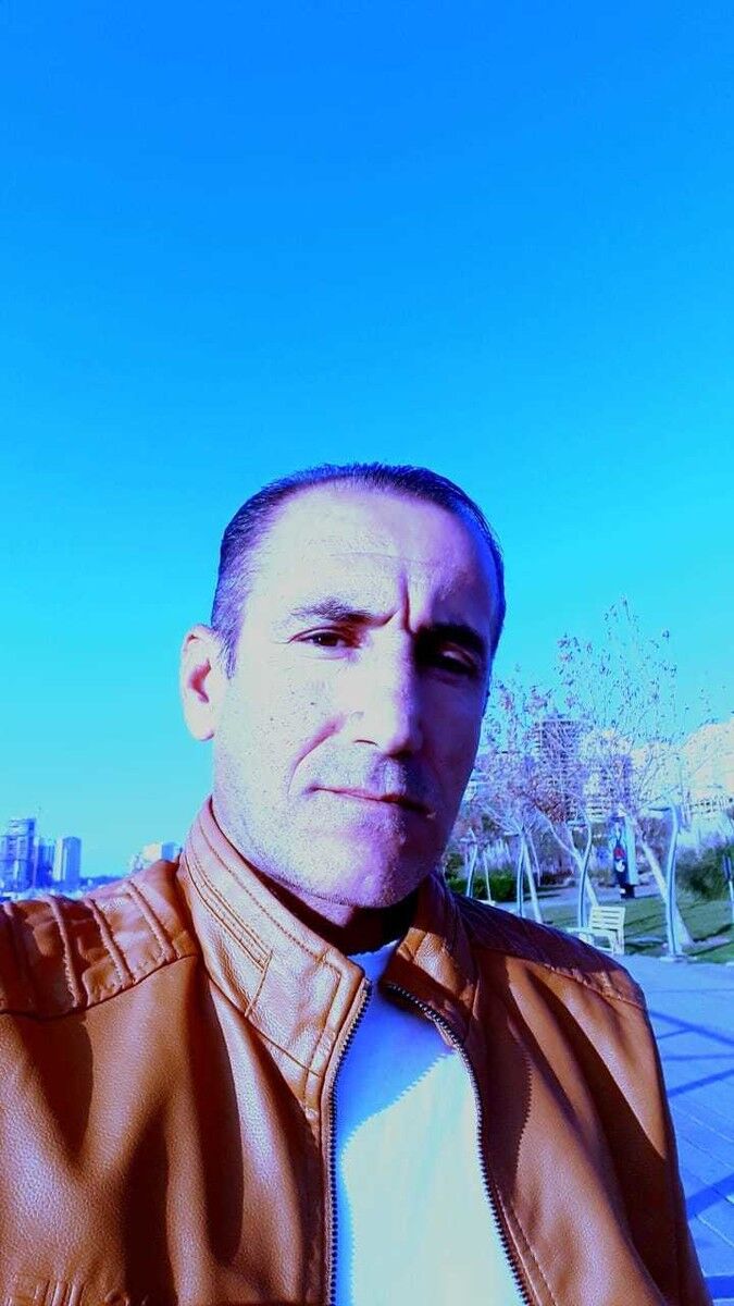  18477964  Shahreza, 49 ,    Shahriar