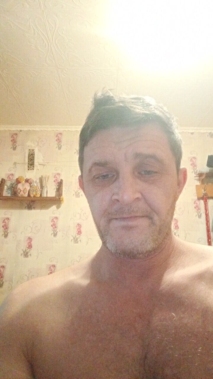  47514554  Victor, 42 ,    