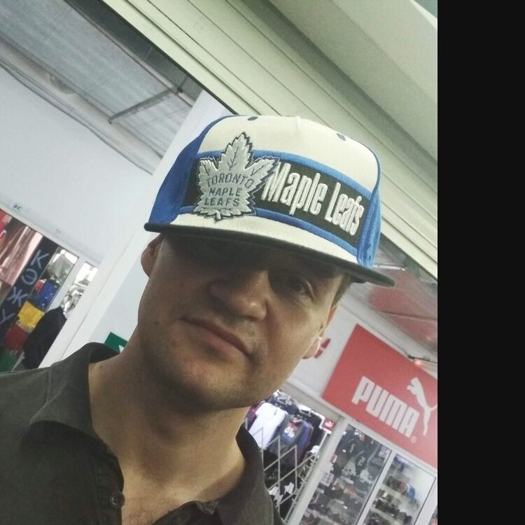  ,   Leonid, 37 ,   ,   